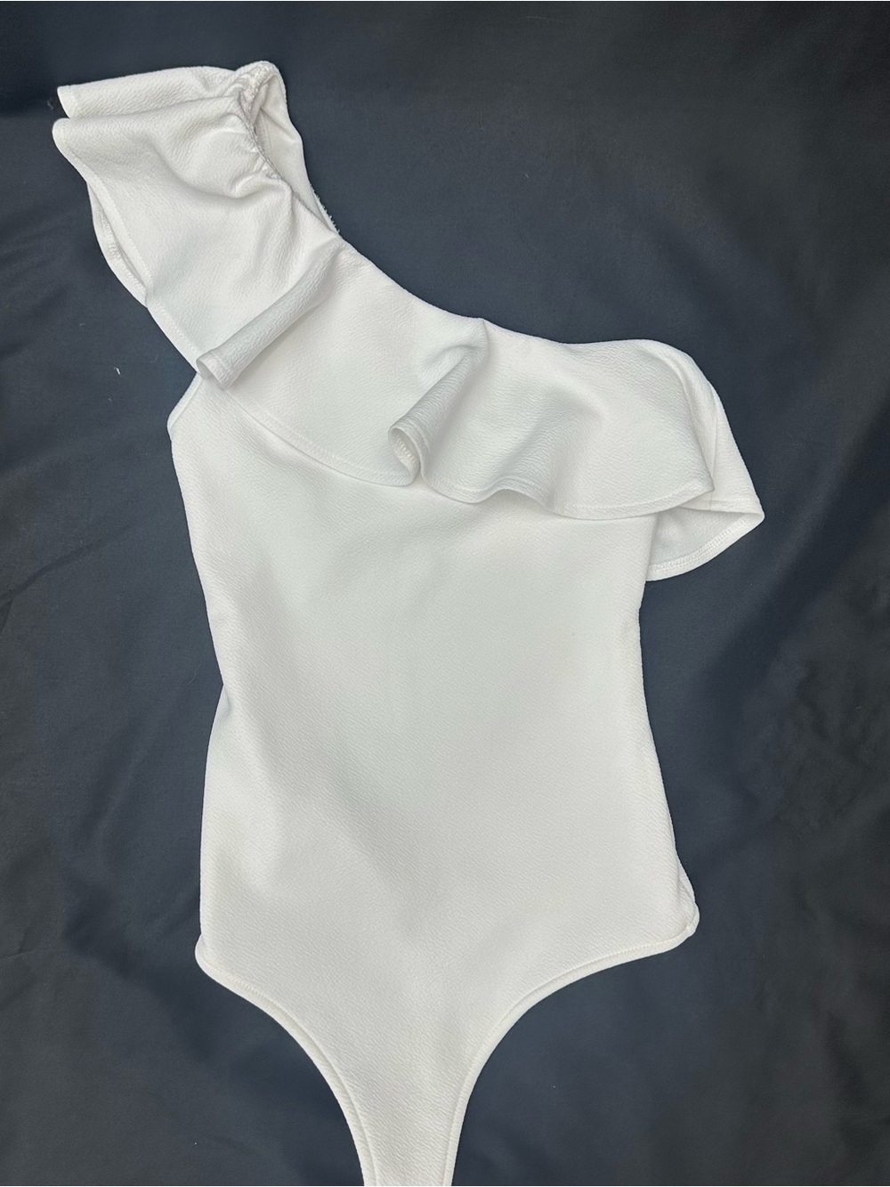 Show Me Your MuMu White One-Shoulder Ruffle One-Piece Bodysuit XS
